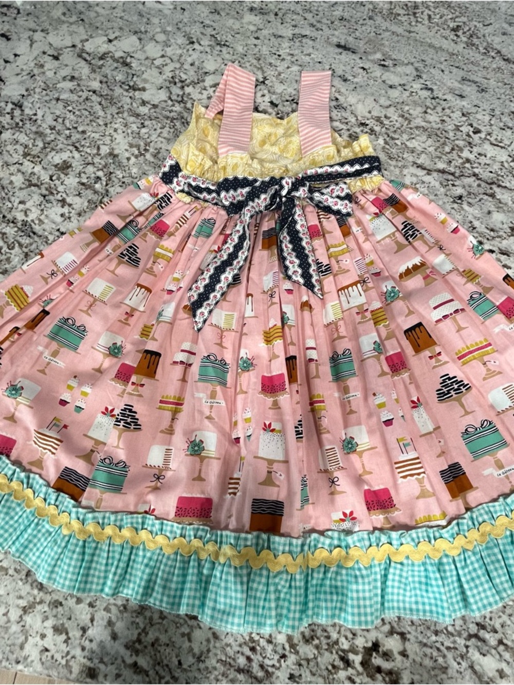 Matilda Jane platinum
Pink Cake-Print Dress with Mint Trim - Picture 4 of 7